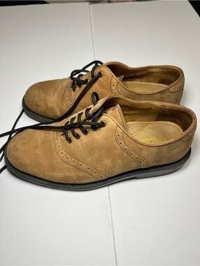 Classic Tan Leather Wingtip Derbys for Men